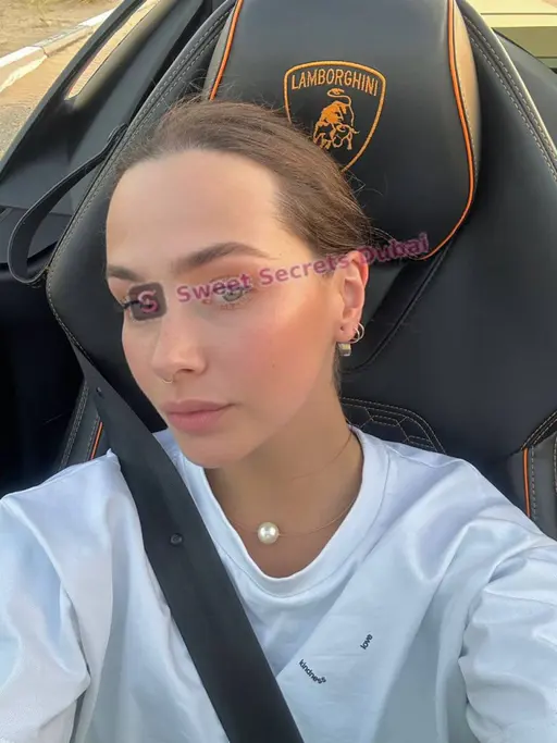 Lily, 22 years old — escort model, Dubai