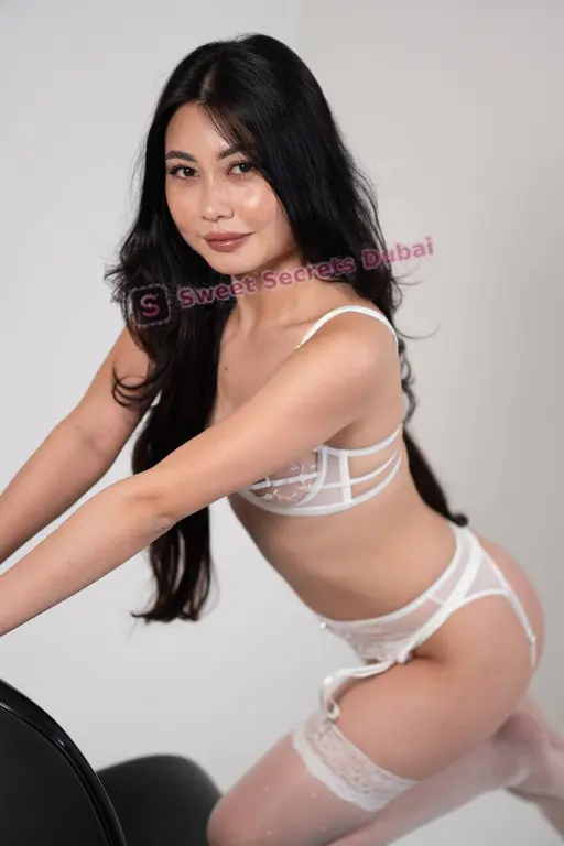 Elia, 25 years old — escort model, Dubai